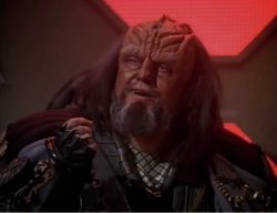 K'mpec Klingon Chancellor Smile Meme Template