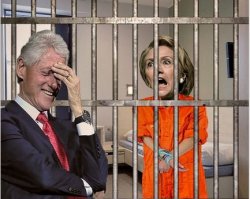 Hillary  in  jail  bill  visits Meme Template