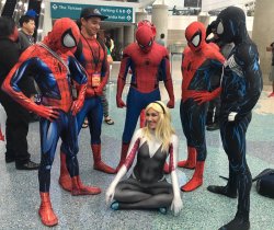 5 Spider-Man (Spider-Men?) and 1 Spider-Woman Meme Template