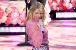 Taylor Swift Miss Americana Meme Template