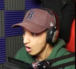 WHEN U REALISE UR DIAMONDS HAVE BEEN STOLEN Meme Template