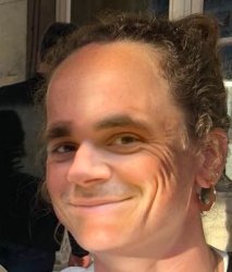 Tante John Meme Template