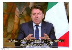 Giuseppe Conte richio c'è Meme Template