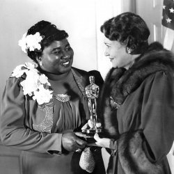 Hattie McDaniel receives Academy Award Meme Template