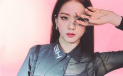 Blackpink Jisoo (mirror or reversed edited) Meme Template