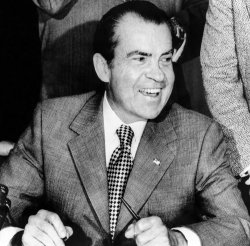 Richard Nixon smiling Meme Template