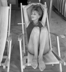 Jeanne Moreau Meme Template