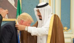 Trump bows to Saudi king Meme Template