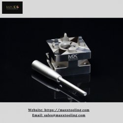 3R Compatible Store Meme Template