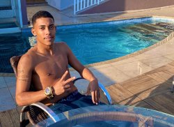 mo paz Meme Template