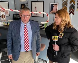 Cooney Cane Meme Template