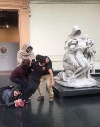 Statue trolling Meme Template
