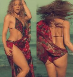 Shakira booty Meme Template