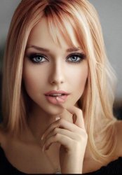 Hot blonde Meme Template