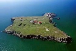 Russian warship go fuck yourself Meme Template