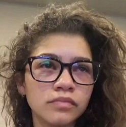 tired Zendaya meme Meme Template