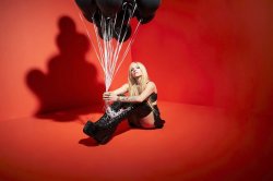 Avril 3 Meme Template