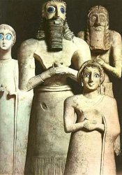 Blue eyed Sumerian family Meme Template