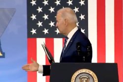 Biden shakes hands with thin air Meme Template