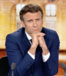 Emmanuel Macron meets Marine Le pen Meme Template