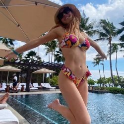 Sydney Sweeney Meme Template