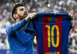 Messi showing shirt Meme Template