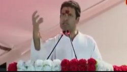 Rahul gandhi Aloo Meme Template