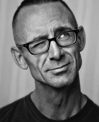 Chuck Palahniuk Meme Template