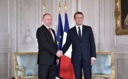 Vladimir Putin and Emmanuel Macron Meme Template