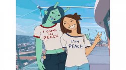 alien lesbian comming in peace Meme Template