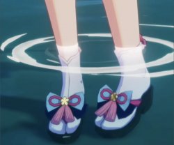 Kamisato Ayaka’s Wet Socks Meme Template