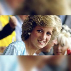 Queen Diana Meme Template