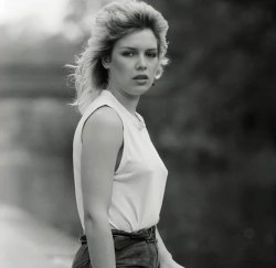 Kim Wilde black & white Meme Template