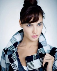 Gal Gadot Meme Template