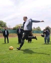 Vucic sutira Meme Template