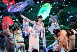 Katy Perry Geisha Japanese JPP Meme Template