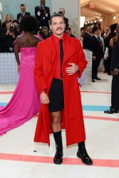 Pedro Pascal’s Leg Meme Template