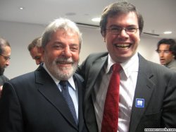Lula com seu advogado criminalista na Expocachaça. Meme Template