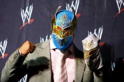 sin cara suit Meme Template