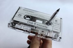 Rewind cassette con pluma bic Meme Template