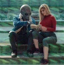 Alien with girl Meme Template