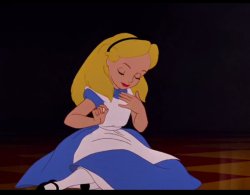 Alice I wland Meme Template