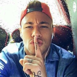 Nycolle e Maria Laura Meme Template