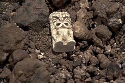 Tiki idol Meme Template