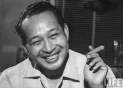 Soeharto's smile Meme Template