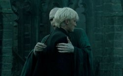 Voldemort hug Meme Template