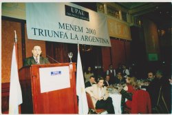 maslaton menem 2003 triunfa la argentina Meme Template