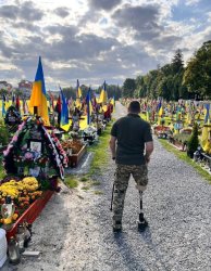 Ukraine_Graveyard Meme Template
