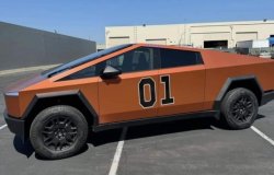 Cyber Lee Meme Template