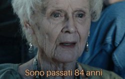 Titanic - sono passati 84 anni Meme Template